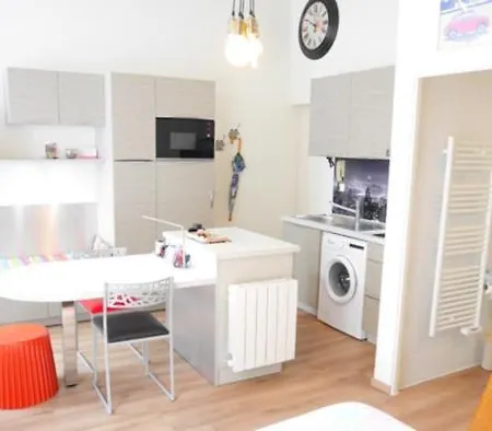 Appartement Lumineux Meuble Au Centre-ville