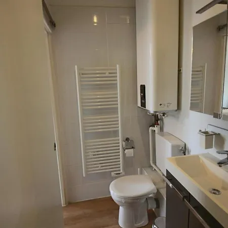 Apartament Lumineux Meuble Au Centre-ville Aix-les-Bains